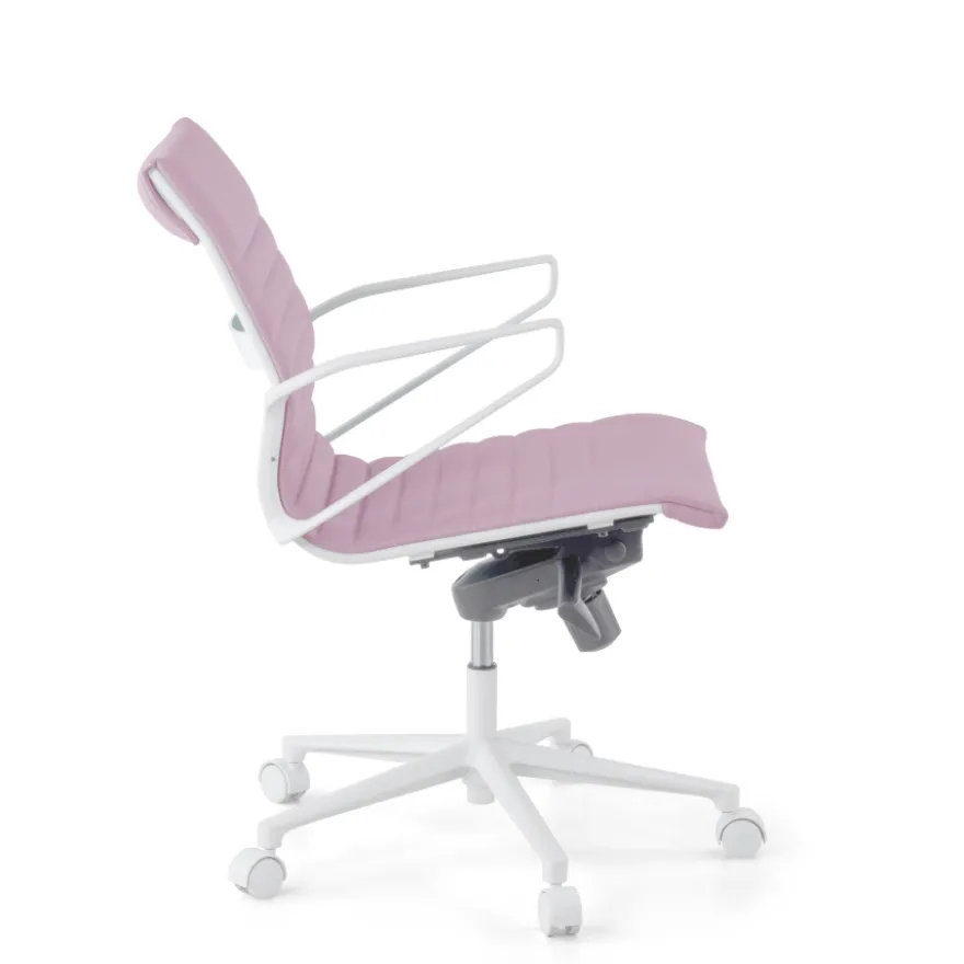 Sedia da ufficio Design Cagliari, struttura bianca, schienale basso, ecopelle