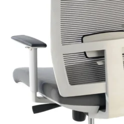 Sedia da ufficio ergonomica Akira white, meccanismo syncro