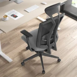 Sedia Ergonomica Ridley, poggiatesta, meccanismo sincronizzato