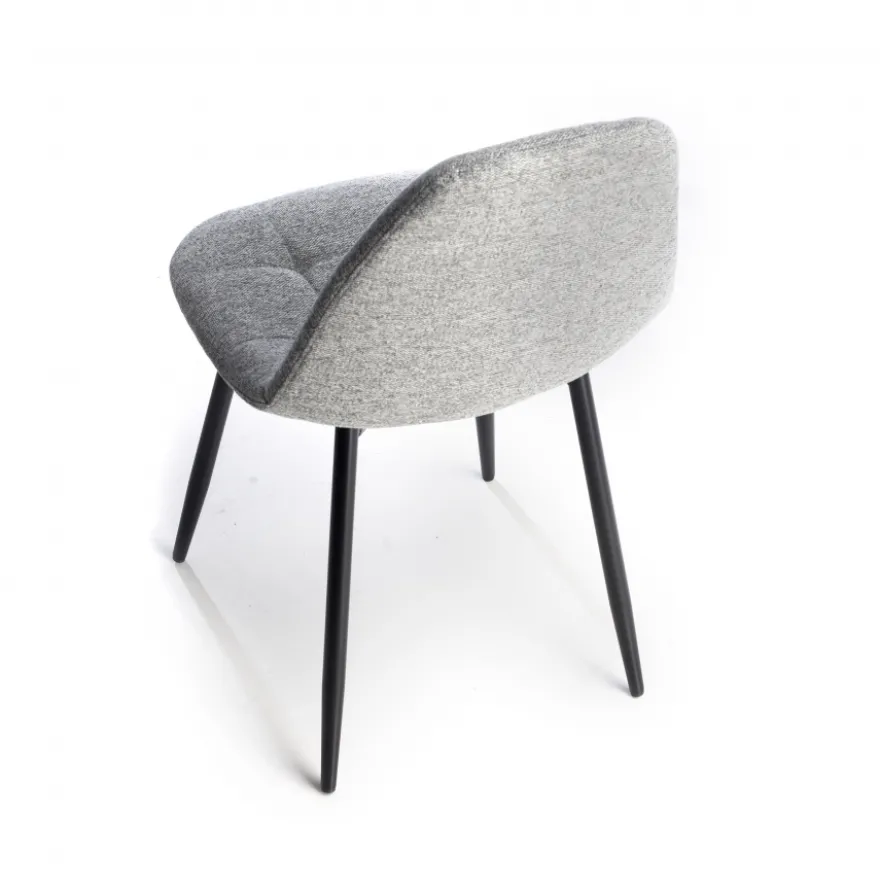 Sedia Scandinava Zafir, spessa imbottitura, gambe in metallo